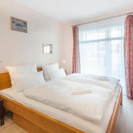 Apartmán Ostseebad, Sellin, Ruegen, Ferienwohnung, Villa Louisa *